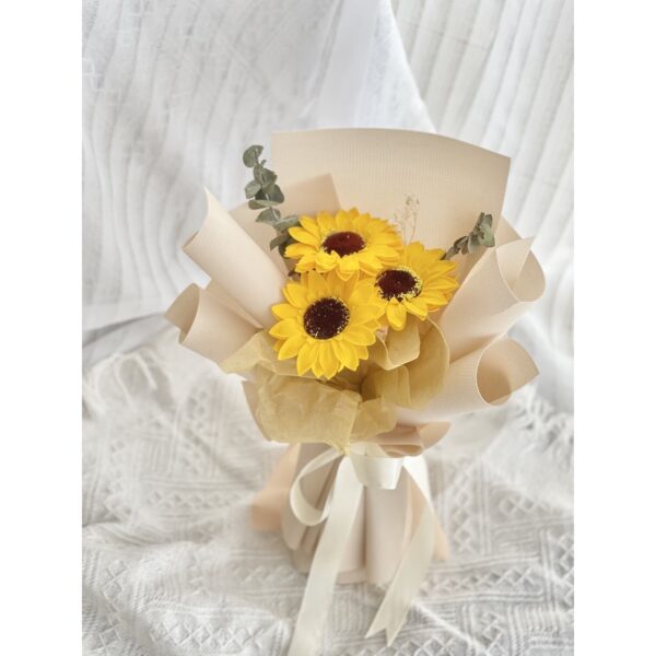 Graduation Hot Selling (Soap flower) - Image 4