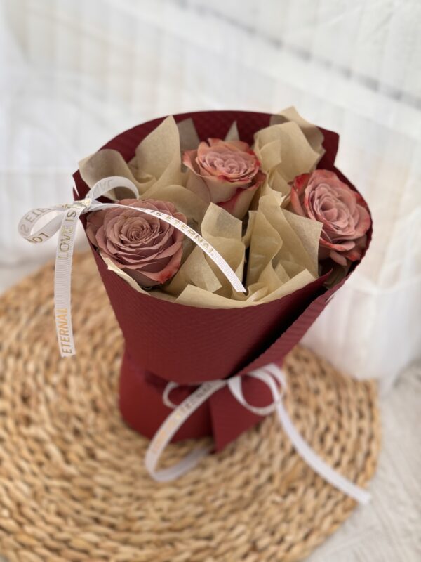 Velvet Mocha Rose Cappuccino (Fresh Flower) - Image 5