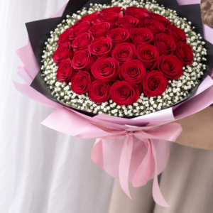 99 Roses of Love (Fresh Flower)
