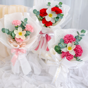 Petalwhisp Charm (Fresh Flower)