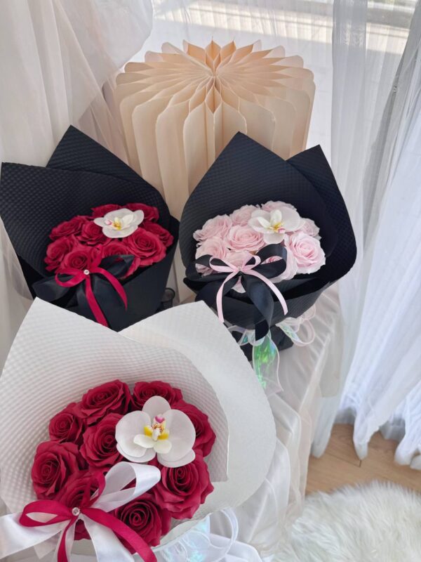 Chic Bloom Affair (Soap Flower)