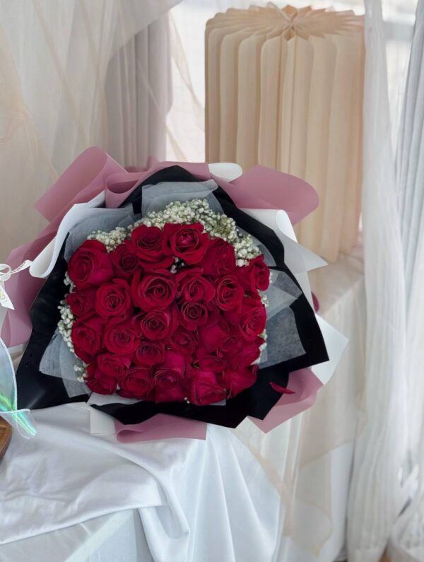 99 Roses of Love (Fresh Flower) - Image 3