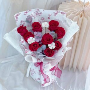 Scarlet Elegance (Fresh Flower)