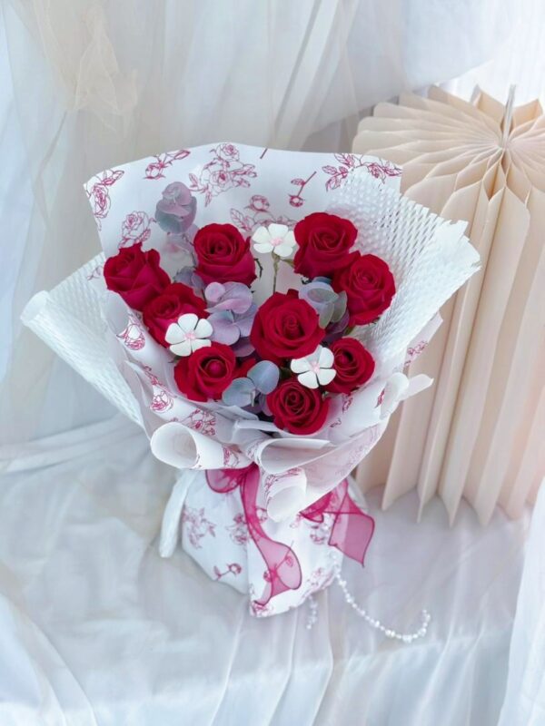 Scarlet Elegance (Fresh Flower)