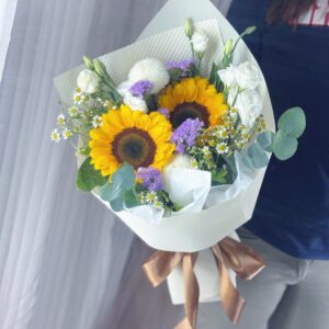 Radiant Success (Fresh Flower)
