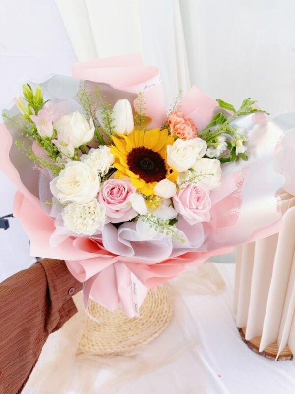 Blush Harmony (Fresh Flower)