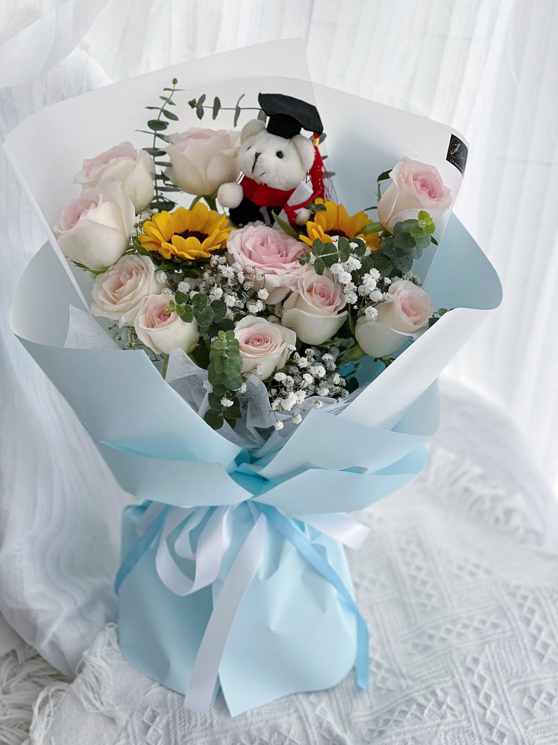 Aureum Grace (Fresh Flower) - Image 2