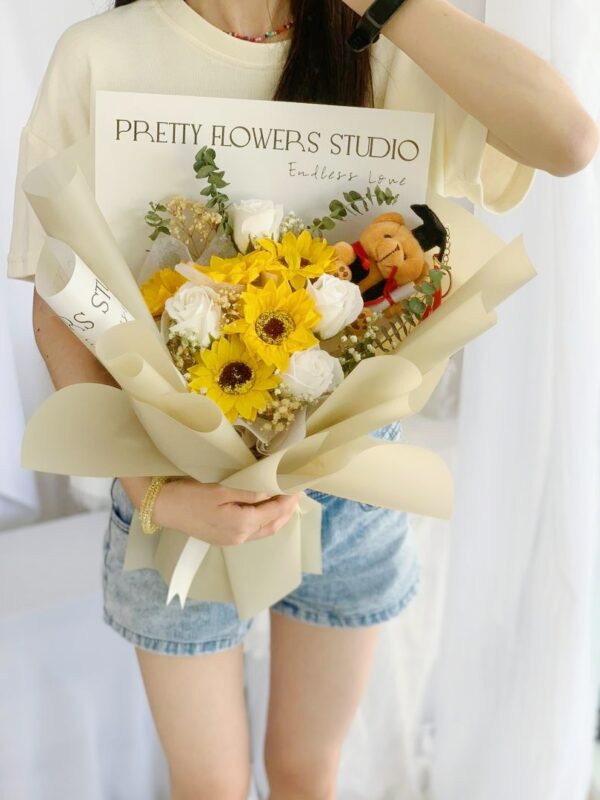 Golden Scholar Bloom (Soap Flower)