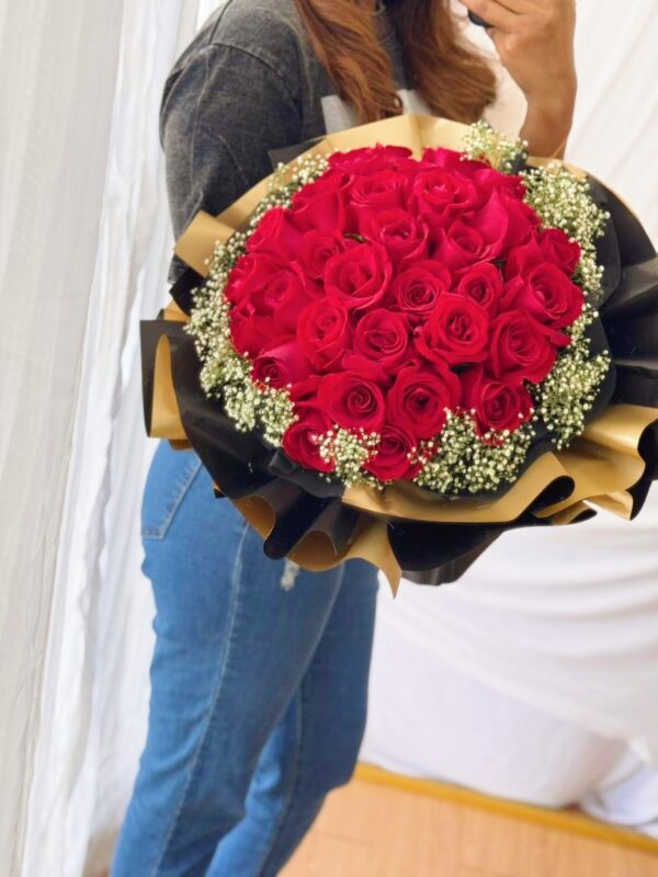 Crown Jewel (Fresh Flower) - Image 3