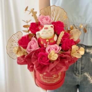 Golden Fortune Maneki-Neko (Gift Box)