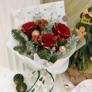 Golden Christmas Noel (Fresh flower)