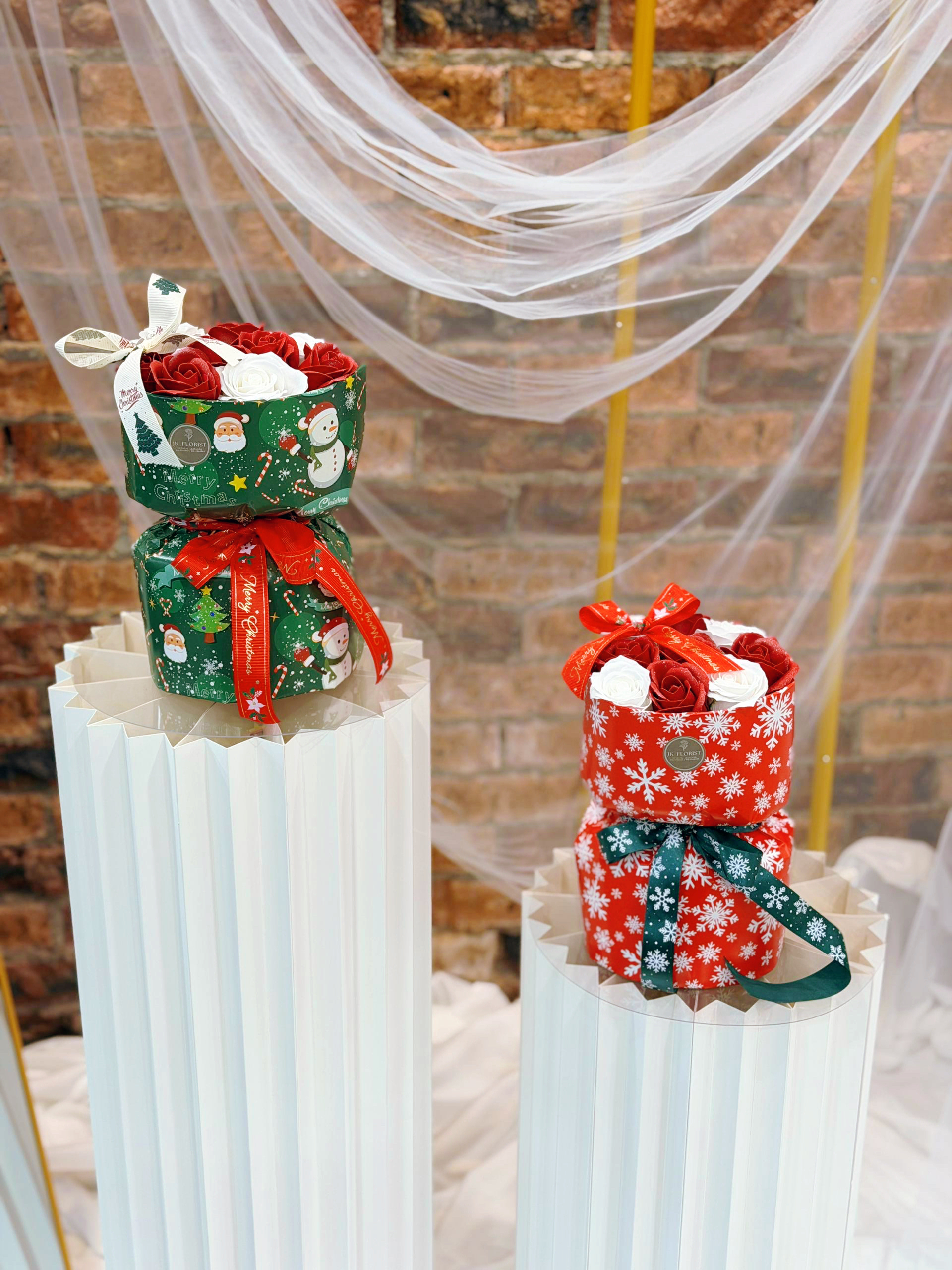 Merry Noel Christmas (Soap flower)