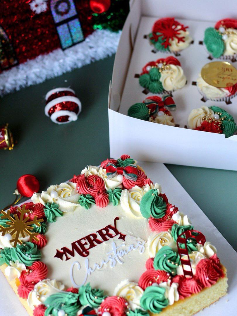 Merry Christmas Cake - Image 4