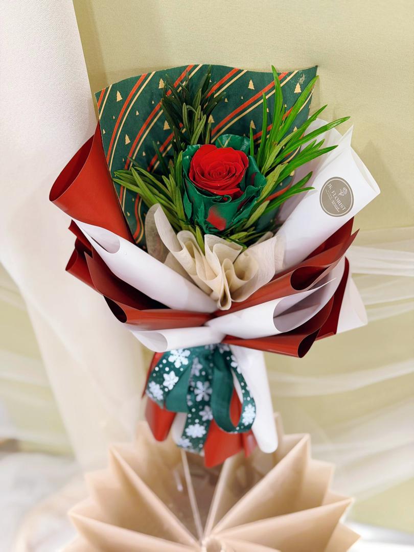 Classic Christmas Noel (Fresh flower)