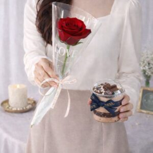 Rose & Mousse Cup (Fresh Flower)