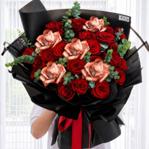 Crimson Luxe Bloom (Money Bouquet)